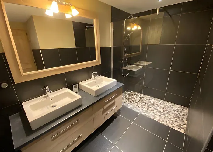 Les Craterelles 3 - 1650 * كورشوفيل